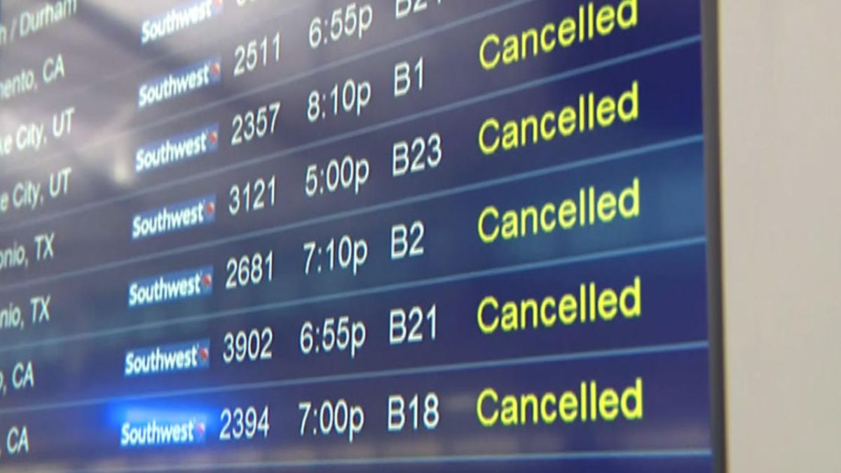 Flights In Chicago Got Cancelled