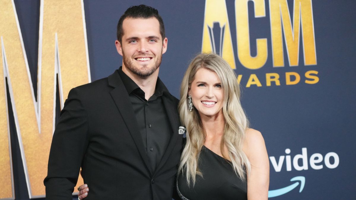 Who Is The Wife Of Derek Carr